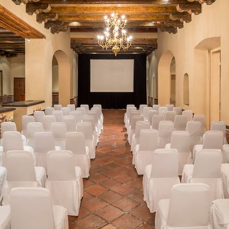 Quinta Real Puebla Ξενοδοχείο Εξωτερικό φωτογραφία The theater at the Hotel El Mesón