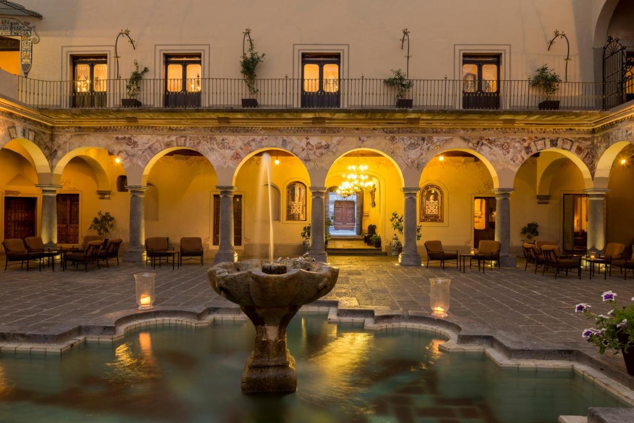 Quinta Real Puebla Ξενοδοχείο Εξωτερικό φωτογραφία The interior of the hotel